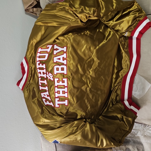 Mitchell and Ness Satin Gold San Francisco 49ers Heavyweight Jacket. XXL - Picture 3 of 16